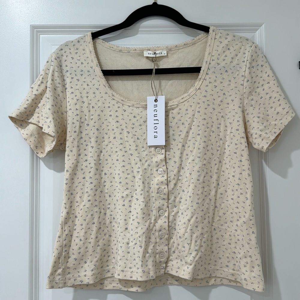 Neuflora shirt